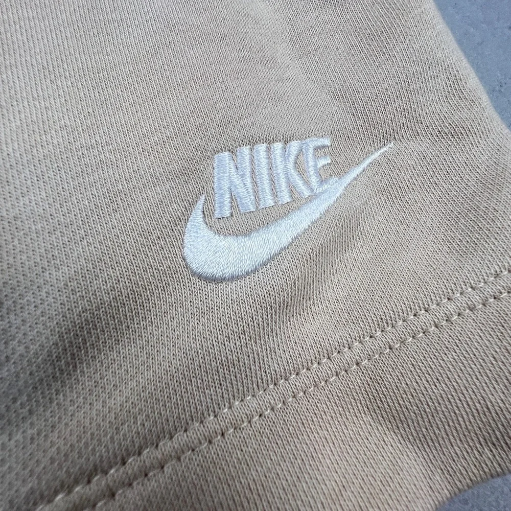 Nike Sportswear Essential Shorts Womens XS Beige Terry DQ5802-126 Athletic